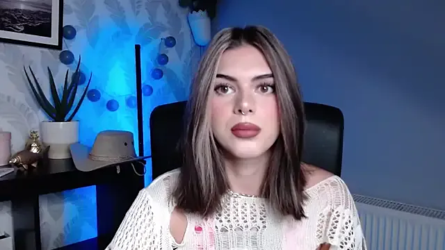 Girls: try live performances with matured performers, from dancing to quirks, in a variety of beautiful sex cams.