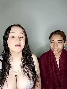 nucitaa-14 from StripChat is Freechat