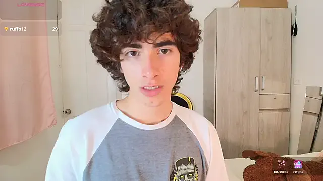 Nude_Boy18 from StripChat is Freechat