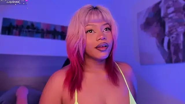 NyxShadow__ from StripChat