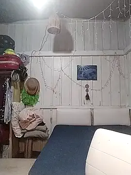 Ocultly from StripChat is Freechat