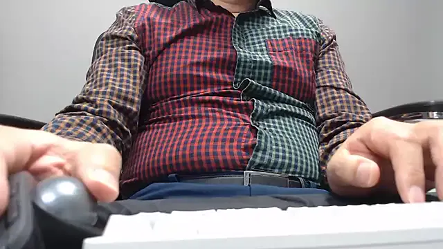 OfficeBoy_M from StripChat is Freechat