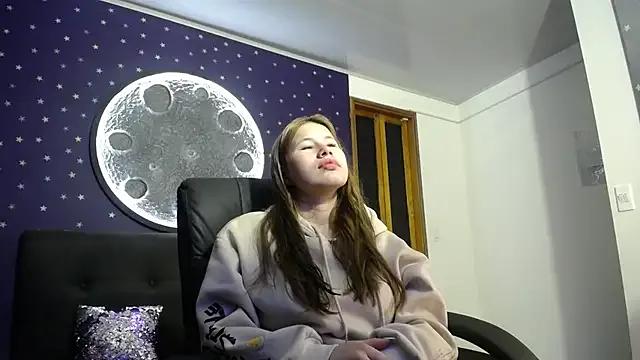 Olivia11_ from StripChat is Freechat