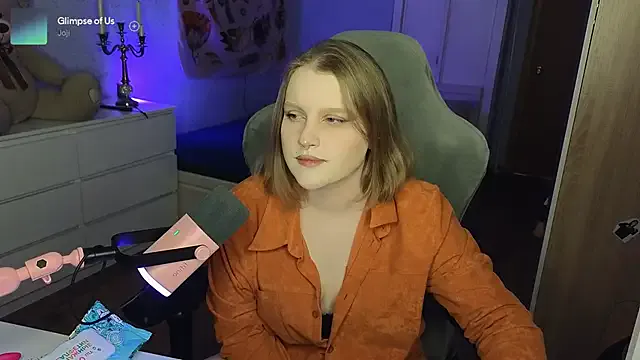 OliviaBlade from StripChat is Freechat