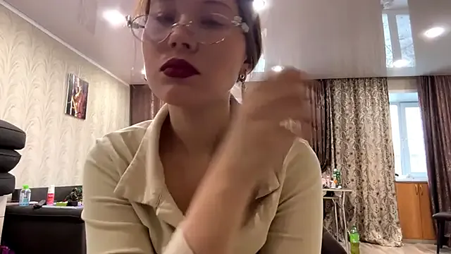 OliviaMoon_24 from StripChat is Freechat