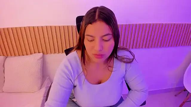 Girls: try live performances with matured performers, from dancing to quirks, in a variety of beautiful sex cams.
