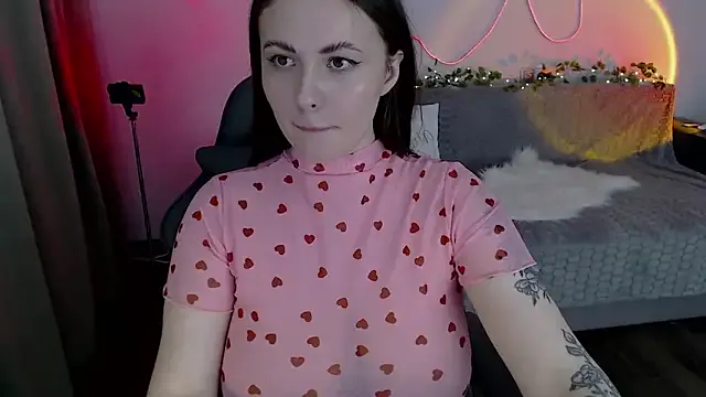 Girls: try live performances with matured performers, from dancing to quirks, in a variety of beautiful sex cams.