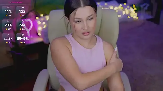 Girls: try live performances with matured performers, from dancing to quirks, in a variety of beautiful sex cams.