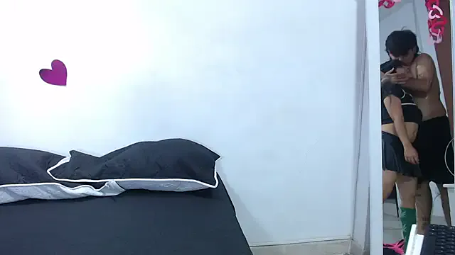 Girls: try live performances with matured performers, from dancing to quirks, in a variety of beautiful sex cams.