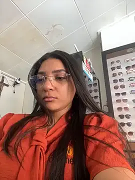 oralin from StripChat is Freechat