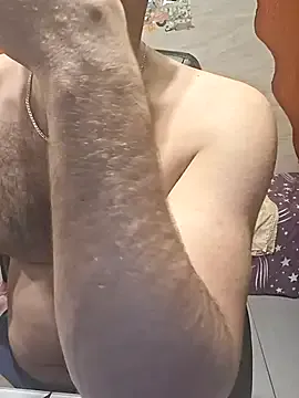 oSensii from StripChat is Freechat