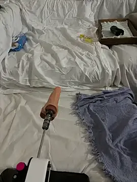 Ozge-SluttyScream69 from StripChat