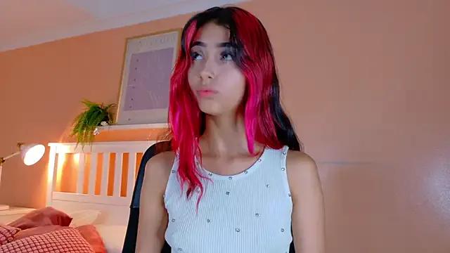 ParisFox_ from StripChat is Freechat