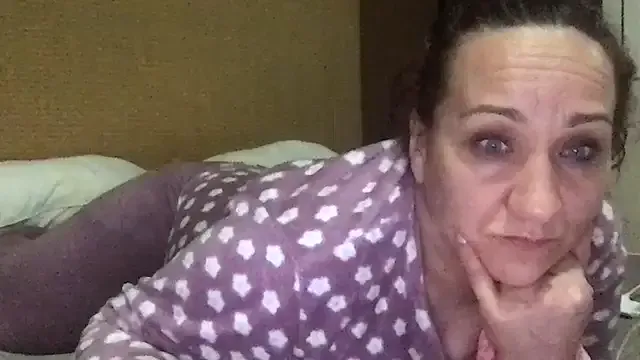 paula19800 from StripChat is Freechat