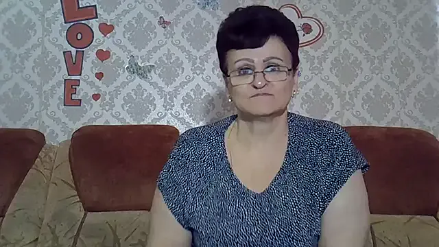 PaulaGolden from StripChat is Freechat