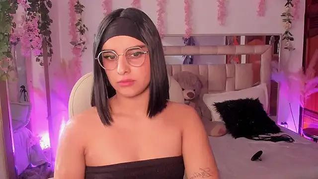 paulha_miller from StripChat is Freechat