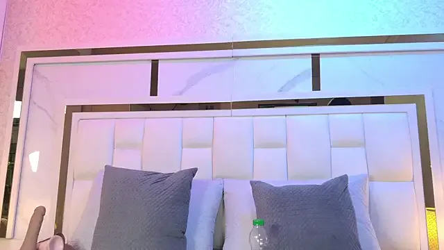 paulina_cano from StripChat is Freechat