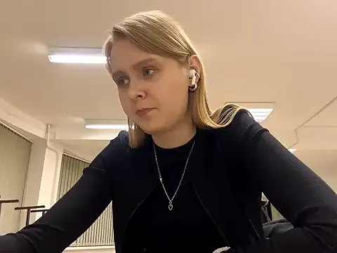 PaulitaSolow from StripChat is Freechat