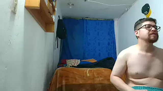 Pecadodulce123 from StripChat