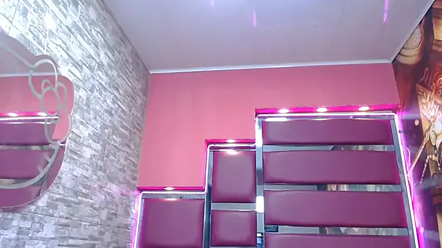 Girls: try live performances with matured performers, from dancing to quirks, in a variety of beautiful sex cams.