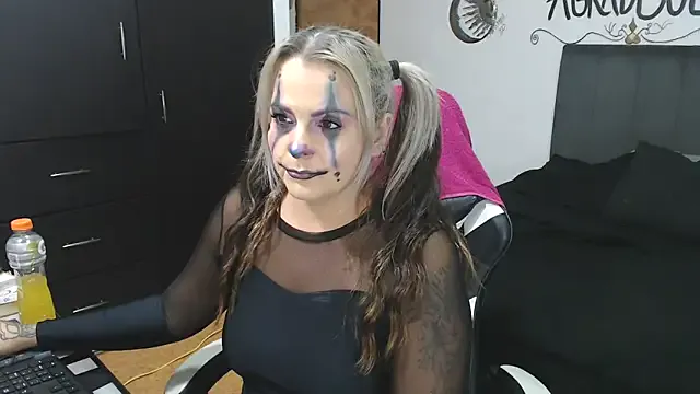 perlagoloza05 from StripChat is Freechat