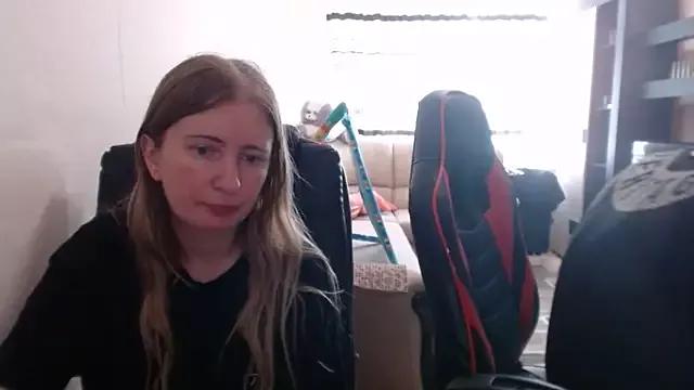 PeterAndJen from StripChat