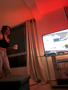 Girls: try live performances with matured performers, from dancing to quirks, in a variety of beautiful sex cams.