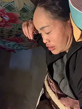 phuong_cute from StripChat is Freechat