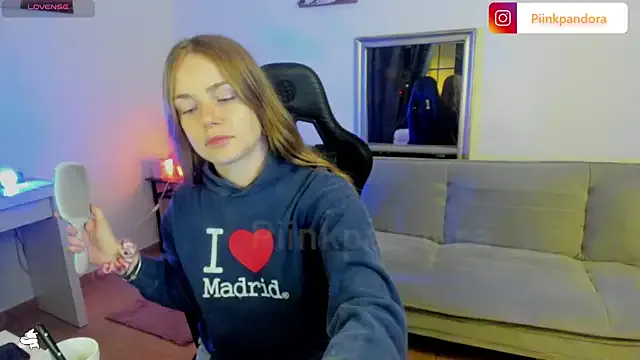 Piinkpandora from StripChat