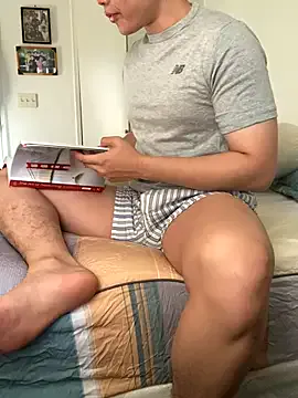 Pikachu19yo from StripChat is Freechat