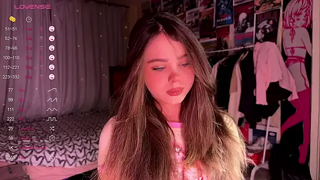 Girls: try live performances with matured performers, from dancing to quirks, in a variety of beautiful sex cams.