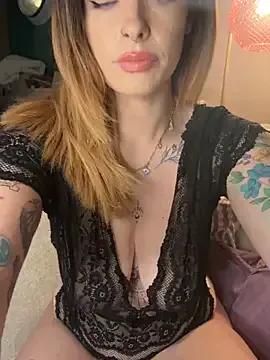 PiperPassionX from StripChat is Freechat