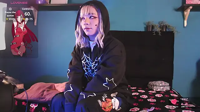 Poison_luna from StripChat