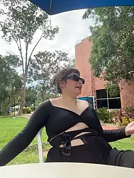 PoliBenett_ from StripChat is Freechat