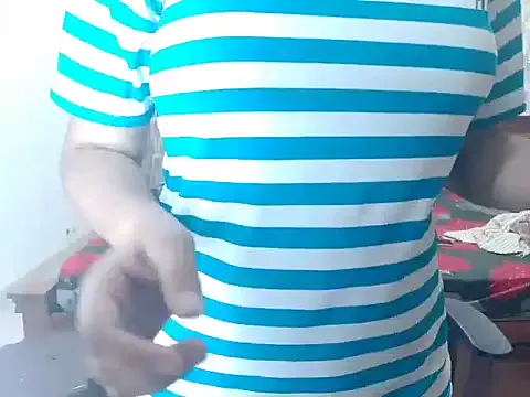 Poonam_queen021 from StripChat is Freechat