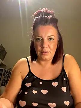 PoppyPrincessxox from StripChat is Freechat