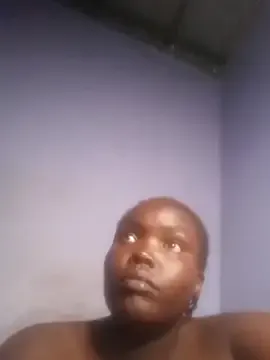 Prettydarkmimi from StripChat is Freechat