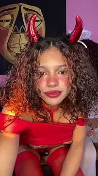 PrettyLia from StripChat is Freechat