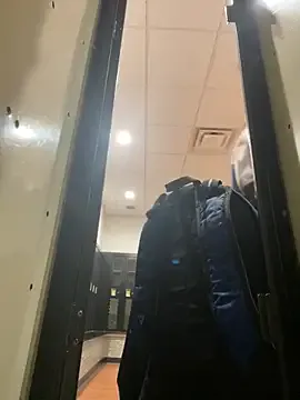 Prettyrichy from StripChat is Freechat