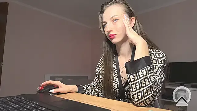Prettyyy_Angel from StripChat is Freechat