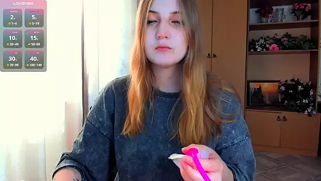 Girls: try live performances with matured performers, from dancing to quirks, in a variety of beautiful sex cams.