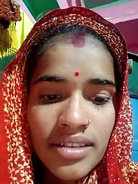 Pxrani from StripChat is Freechat