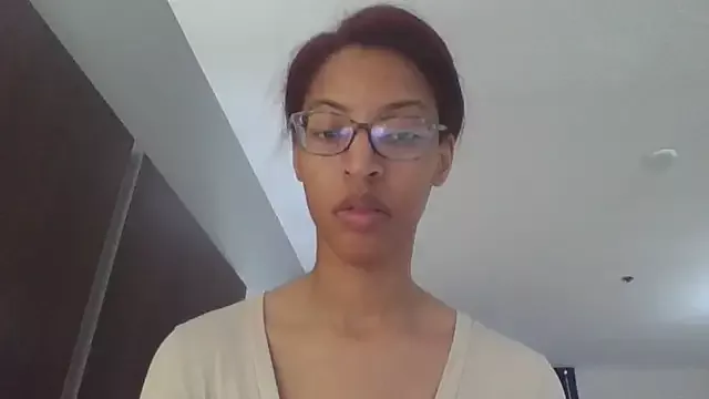 Queen_Lavish from StripChat