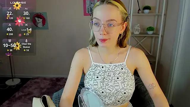 Girls: try live performances with matured performers, from dancing to quirks, in a variety of beautiful sex cams.