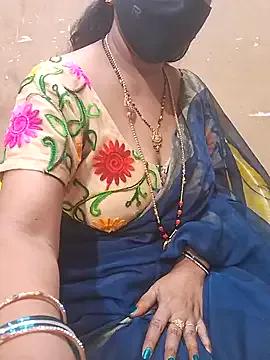 Raashi369 from StripChat is Freechat