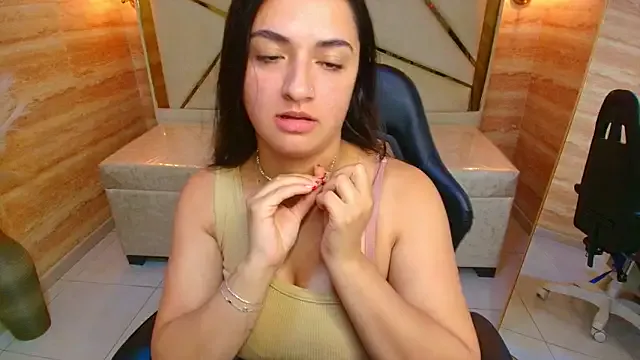 rachel_r_ from StripChat is Freechat
