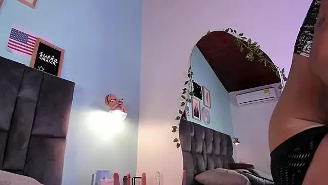 Girls: try live performances with matured performers, from dancing to quirks, in a variety of beautiful sex cams.