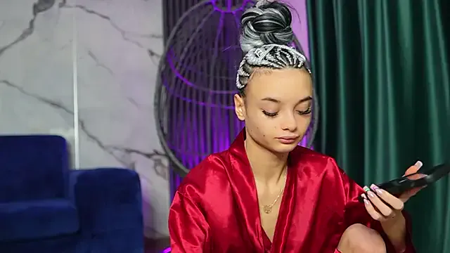 RachelRavee from StripChat is Freechat