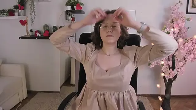 Girls: try live performances with matured performers, from dancing to quirks, in a variety of beautiful sex cams.