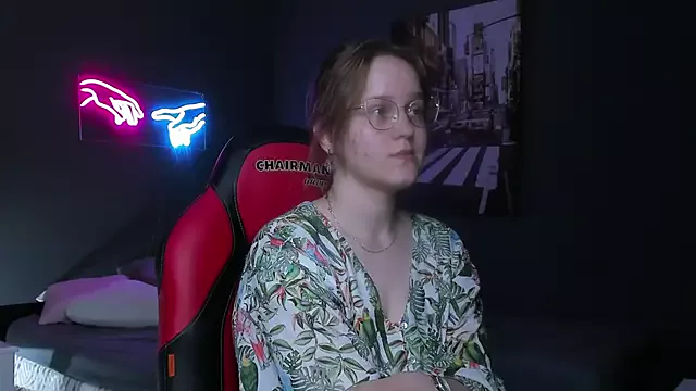 Rada_Woods from StripChat